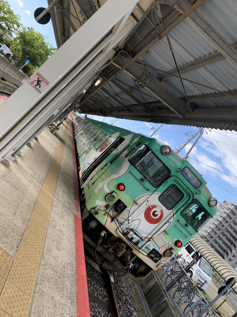 鬼太郎電車　目玉おやじ列車