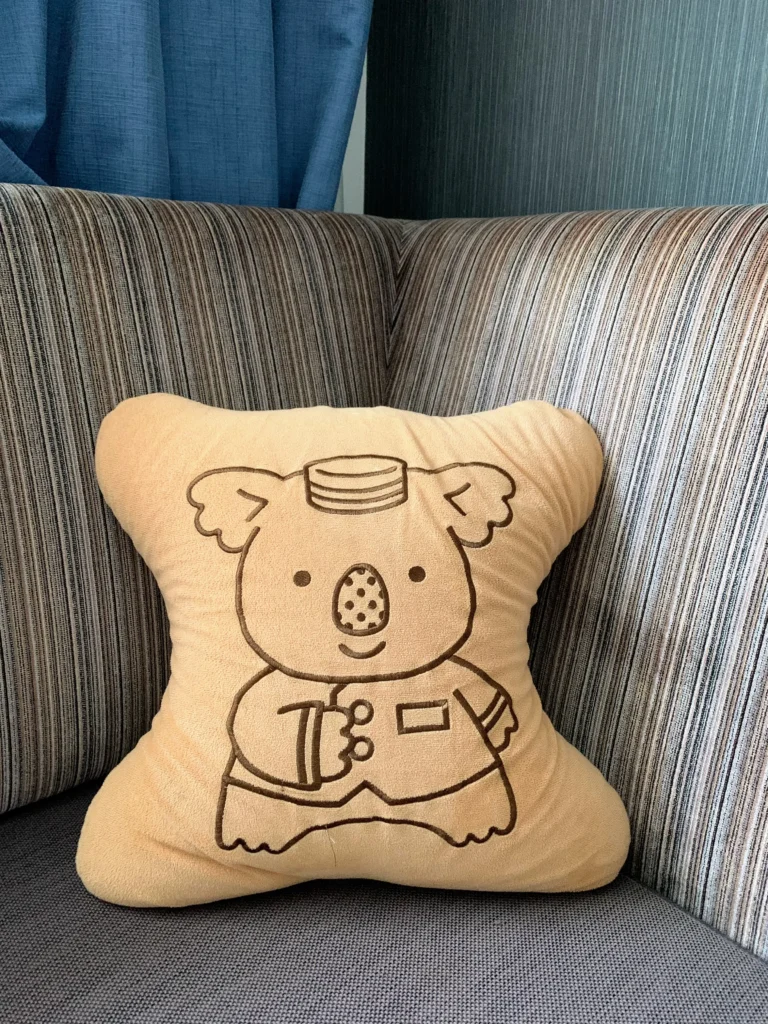 コアラのマーチのクッション